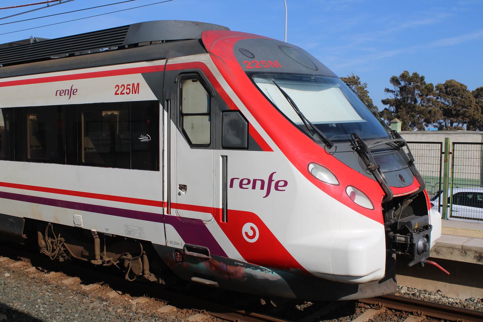 Renfe «украдет» пассажиров у авиакомпаний